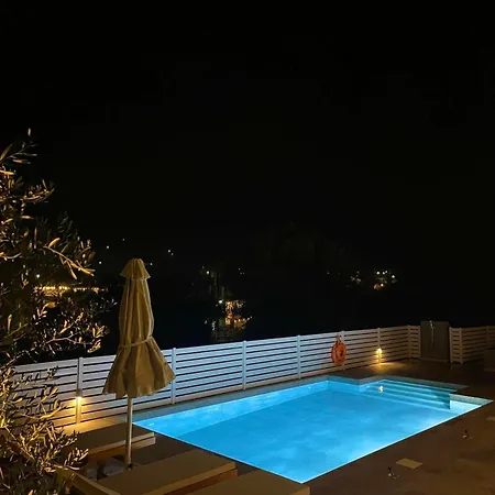 Myrtia I Villa *